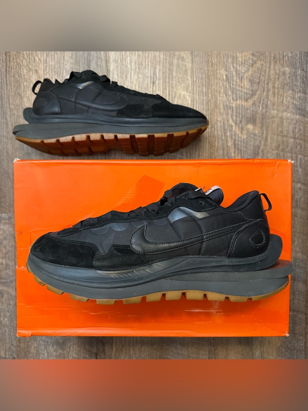 Nike VaporWaffle x Sacai Black Gum Men’s Size 10 Sneakers Shoes DD1875-001